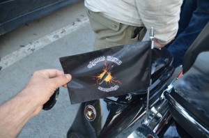 8_vlajka Cernych nozu_resize_20150518_125024