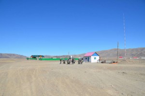 4_jeste utratit posledni prachy a natankovat_resize_20150515_202417