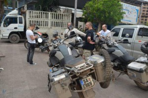 5_vyhnali nas mimo a cekali jsme na skoleni ridicu 